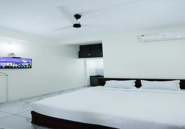 Hotel Diamond Castle Manjeri 3*,  India