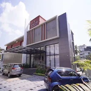 4* Hotel Gokulam Residency
